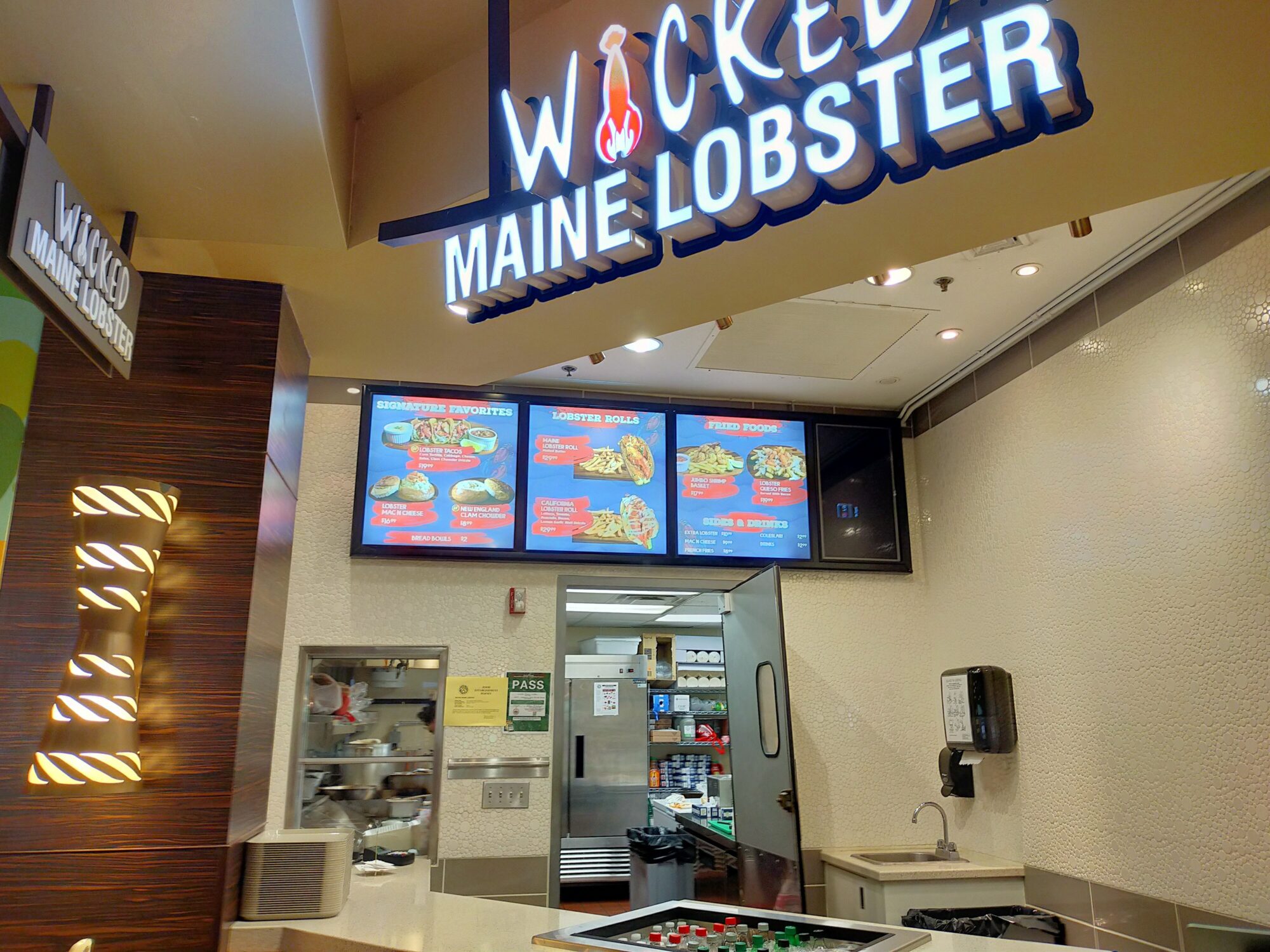 WICKED MAINE LOBSTER-1