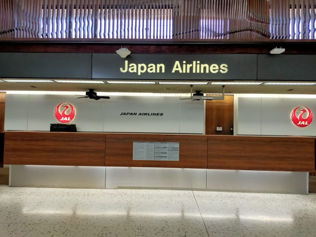 空港 出発 到着 便 搭乗 案内 表示板 パタパタ シャワー カーテン 間仕切り 2025年最新】空港 パタパタの人気アイテム - メルカリ