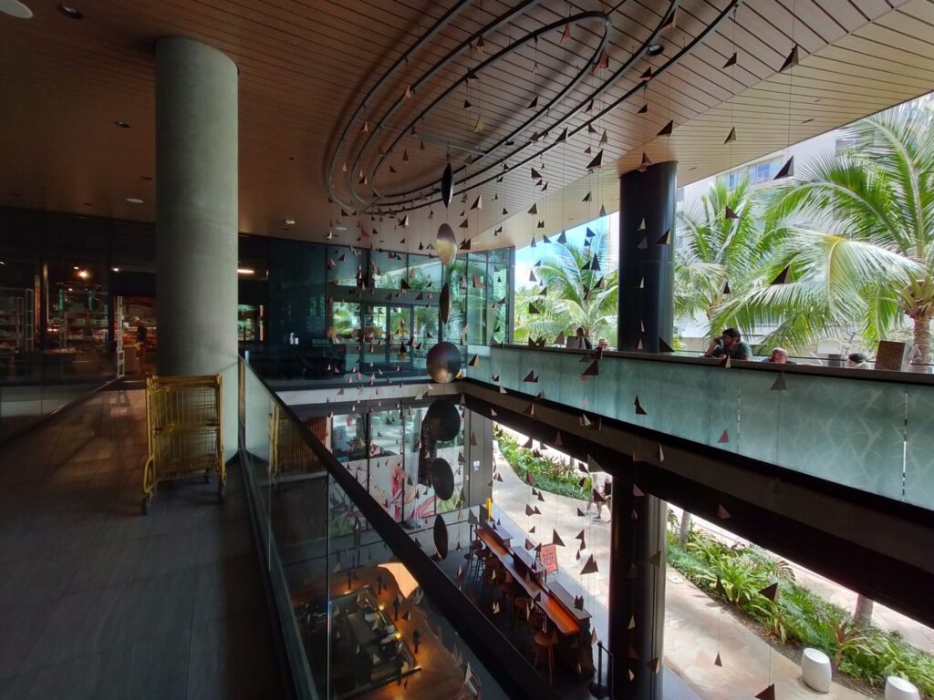 WAIKIKI-MARKET-8