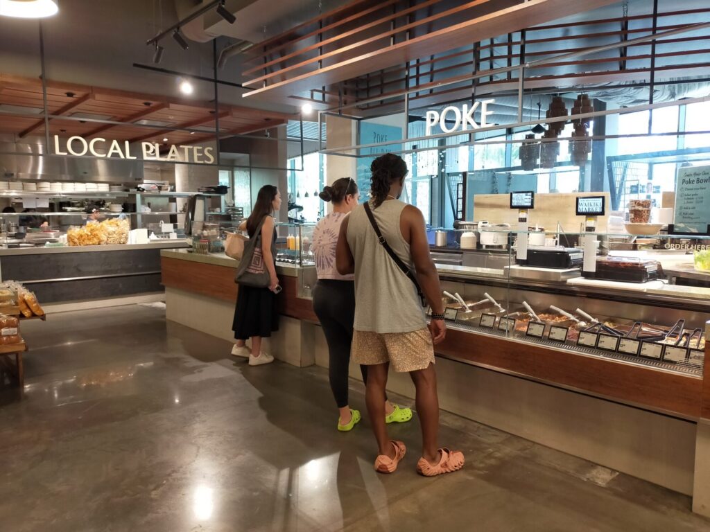 WAIKIKI-MARKET-29