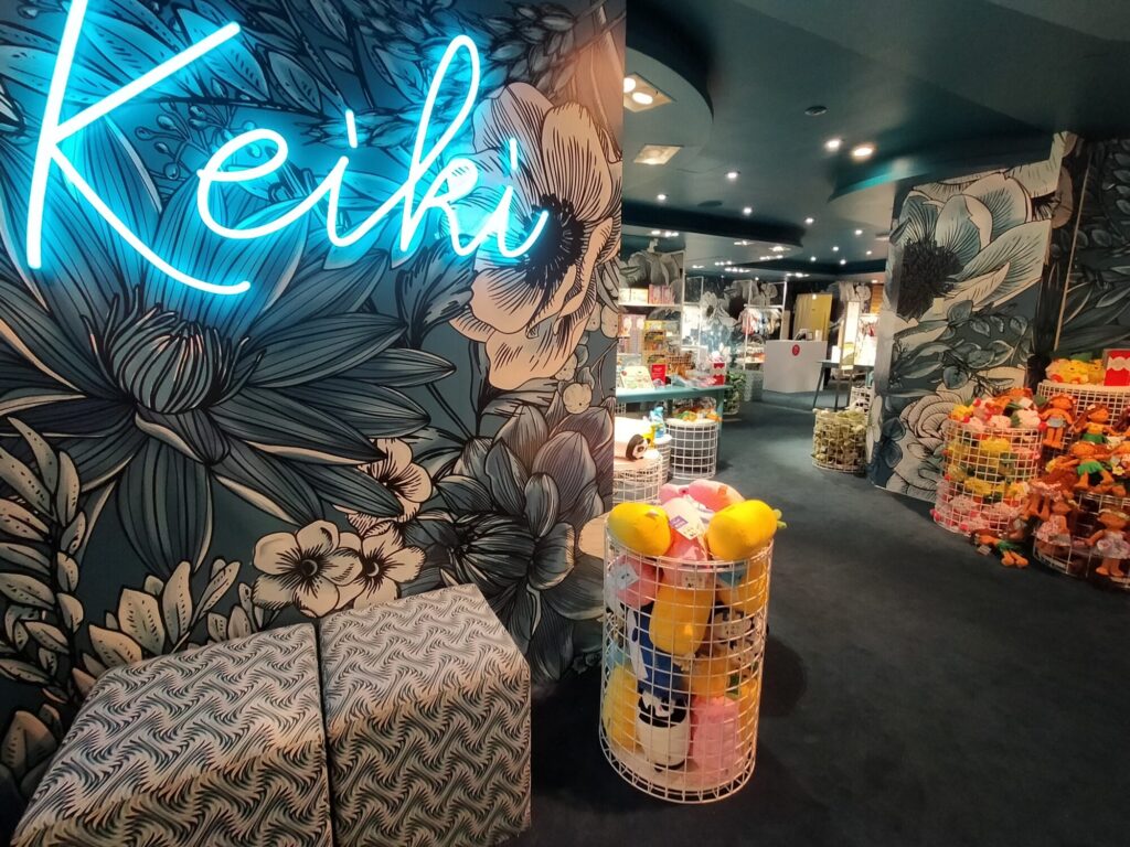 DFS-Waikiki-Keiki-9