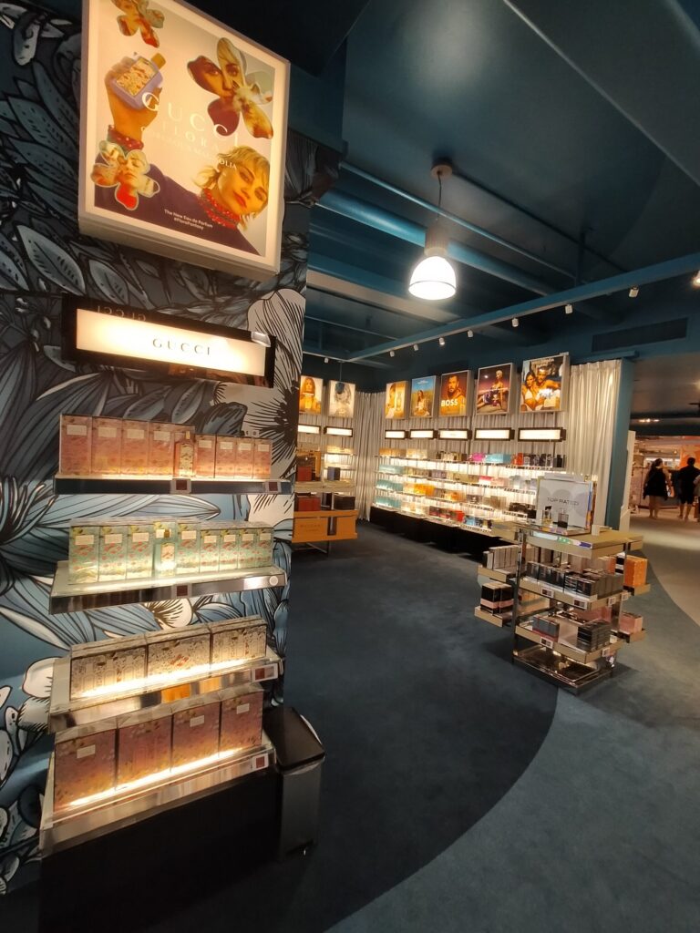 2024DFS-WAIKIKI-fragrance-20